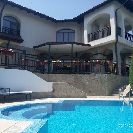 Къща За Гости Мускат 2 Aheloy Exterior photo